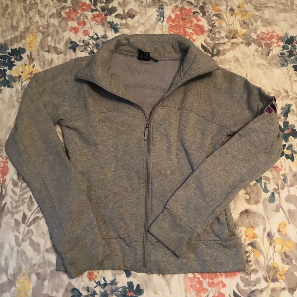 Women’s Grey Full-Zip Bench Sweater